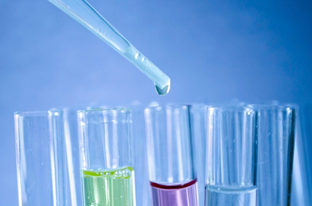 test, tube, nature, lab, medical, research, water, clinical, health, chemistry, experiment, stick, pharmaceutical, liquid, pharmacology, laboratory, chemical, analysis, medicine, biology, glassware, microbiology, pharmacy, drops, test-tube, glass